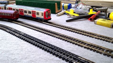 London Underground model railway 00 scale 1938 & S stock - part 10 - YouTube