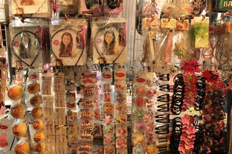 Hong Kong: Best souvenirs and where to get them | CNN