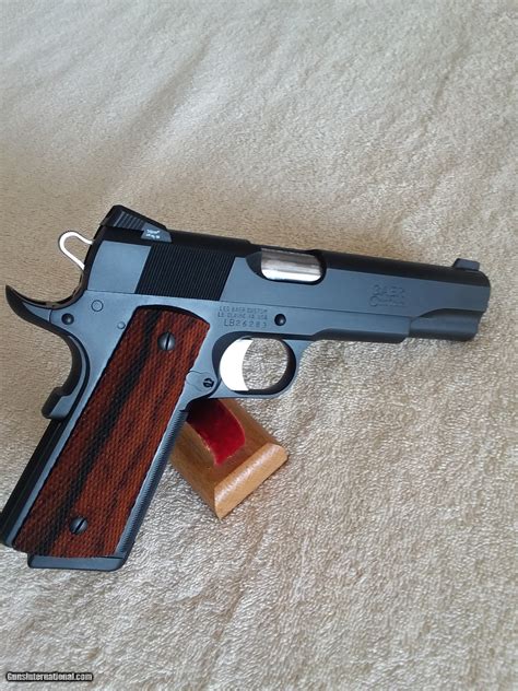 Les Baer Custom Carry 1911 .45 Auto with Custom Features