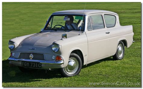 Simon Cars - Ford Anglia 105E - The 'anglebox' small car from Ford