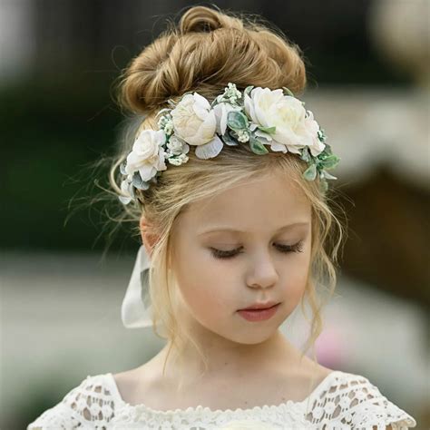 38 Cute Flower Girl Hairstyles for Wedding 2023👸