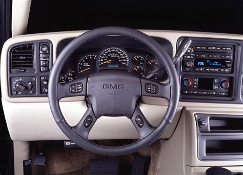 2002 Gmc Yukon Xl Denali Interior | Brokeasshome.com