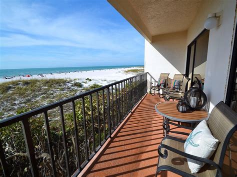 UPDATED 2019 - Surfside Condos 202 Beachfront Condo - Holiday Rental in ...