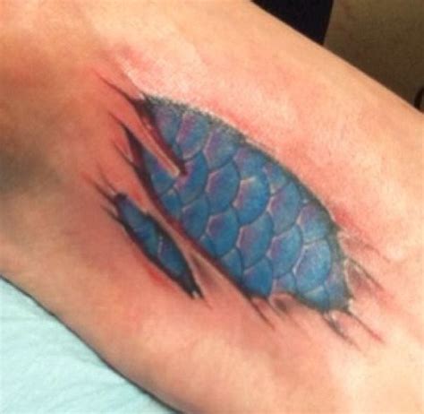 21 best fish scale tattoo images on Pinterest | Fish scale tattoo, Tatoos and Tattoo designs