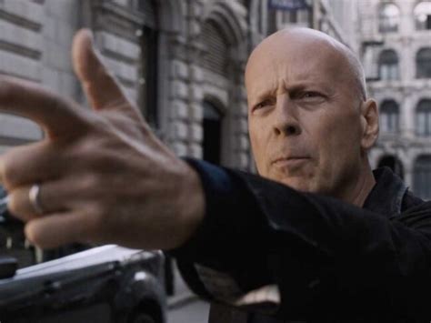 The Death Wish Remake Trailer Is Here But It’s Really Not The Right ...