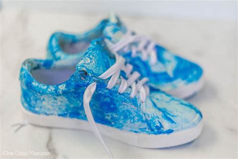 How to hydro dip shoes - how to hydro dip shoes with spray paint