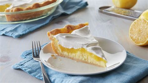 Lemon-Layer Cream Cheese Pie Recipe - Pillsbury.com