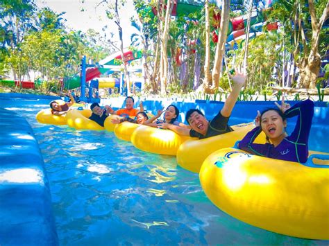 Splash Island - The #1 Waterpark in the Philippines