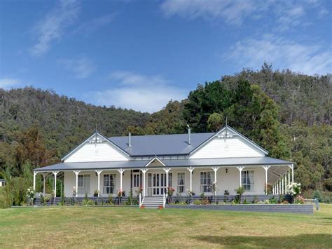 60-stunning-australian-farmhouse-style-design-ideas-5bd6d2161042d - Home | Weatherboard house ...