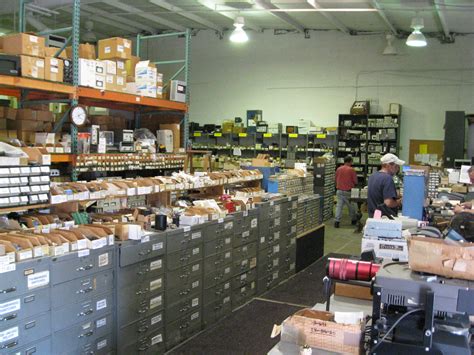 A Trip to Electronic Surplus in Cleveland – Skywired.net