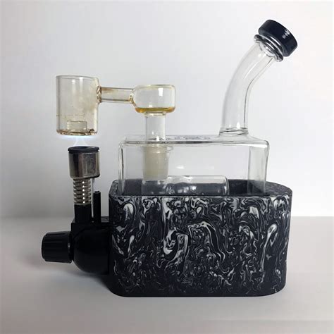 THE RIO: Rig In One - Cold Start Dab Rig with Built-In Torch - By Stache Products