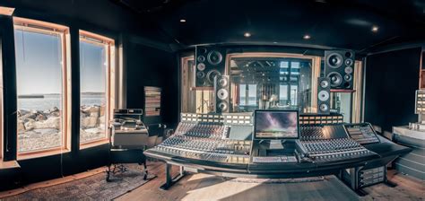 21 Awe-Inspiring Music Studios Around the World