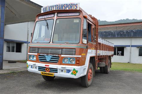 A typical Indian lorry waits for it's load of CTC tea - a photo on Flickriver