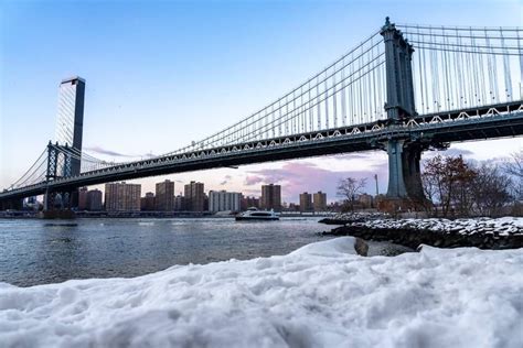 Walk The Manhattan Bridge NYC: Start, End, FAQ'S & Photography