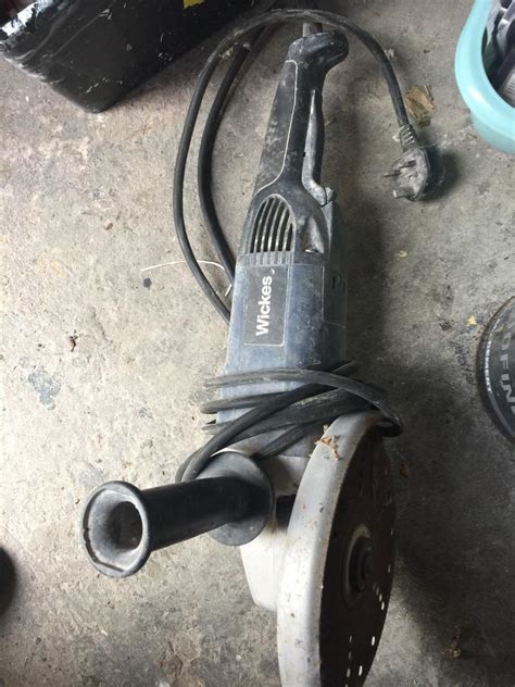 9 inch Angle grinder | in Llanedeyrn, Cardiff | Gumtree