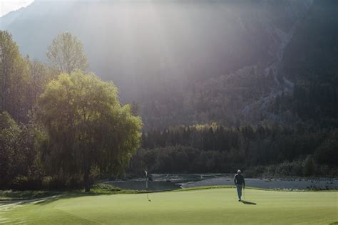 Top Golf Courses in Whistler | Locals Guide to the Best Spots