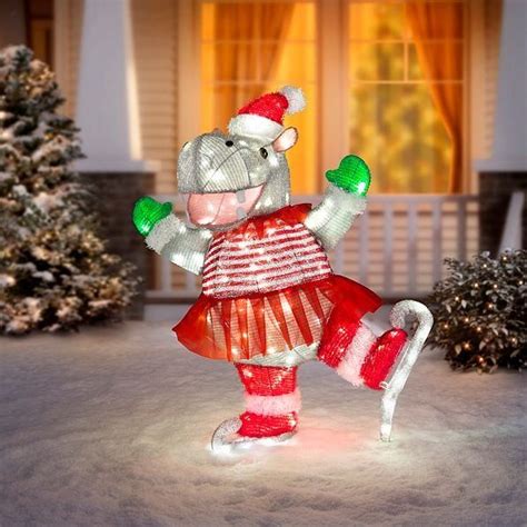 Ice Skating Outdoor Christmas Decorations - Christmas Countdown 2021