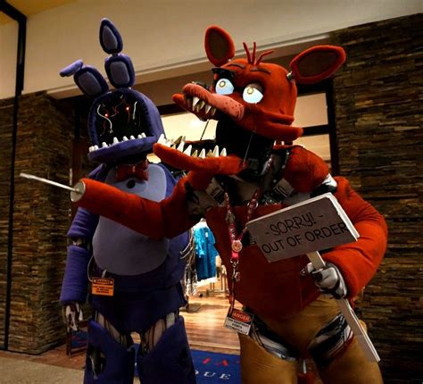 Pin by Freddy Fazbear FNAF [Fan games on Cosplay FNAF | Anime fnaf ...