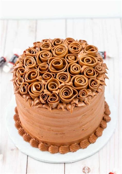 Tootsie Roll Ribbon Rose Cake - I Scream for Buttercream