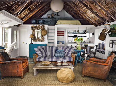 rustic living room | Beach cabin, Cabin great room, Home