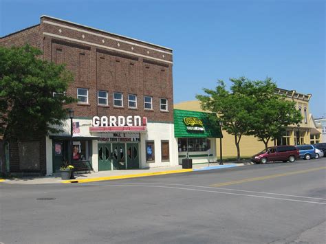 Garden Theater and Downtown Frankfort | Frankfort, Michigan | Joseph | Flickr