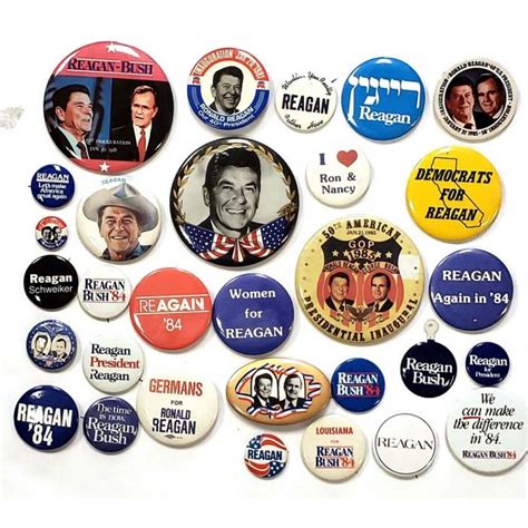 Ronald Reagan Campaign Button Collection (30)