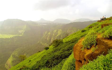 5 Amazing Things To Do In Lonavala - TravelForU : TravelForU