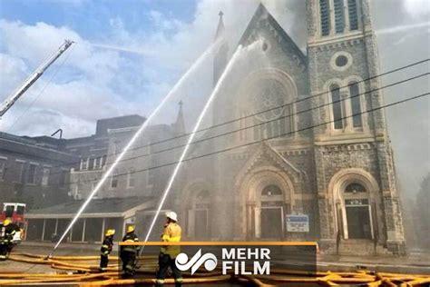 VIDEO: Massive church fire in US - Mehr News Agency