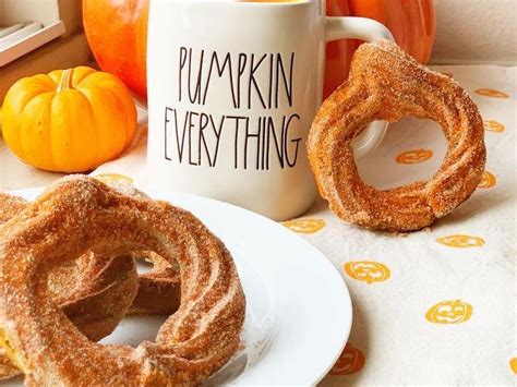 Baked Pumpkin Spice Churros