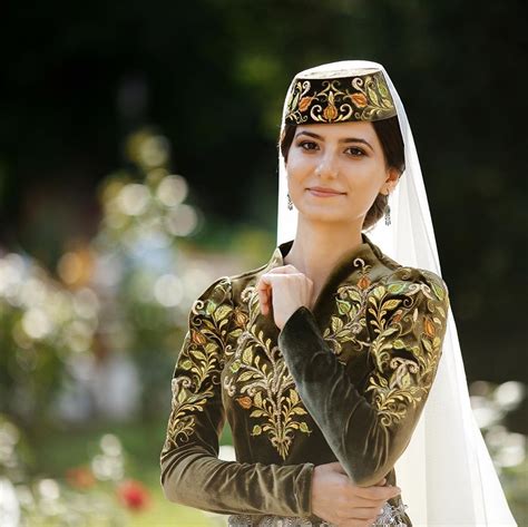 Crimean tatar traditional garment | Невеста, Длинные платья, Платья