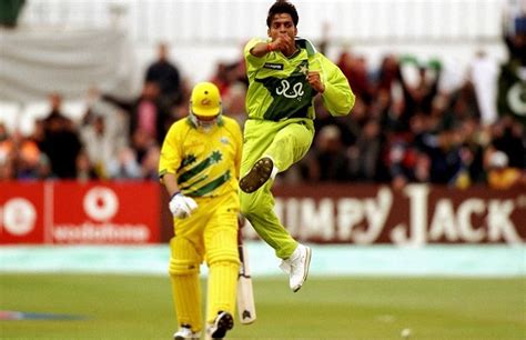 Cricket World Cup Classics: Pakistan v Australia | 1999 Group Match, Leeds