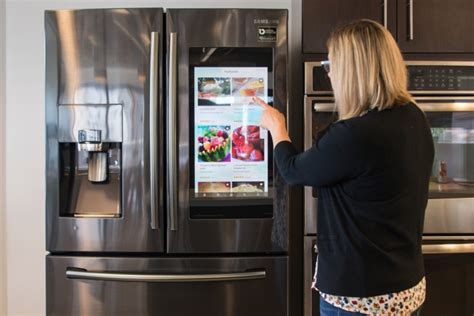 Samsung Family Hub Refrigerator Review: Brains With A Cool Factor ...