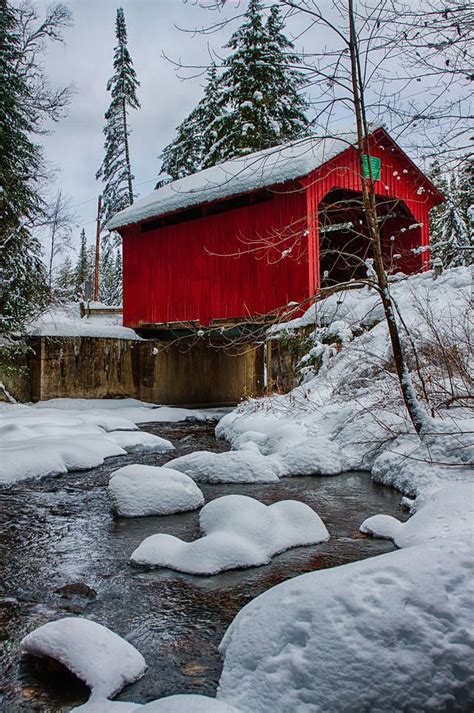 Vermonts Moseley Covered Bridge Photograph by Jeff Folger | Covered bridges, Winter landscape ...