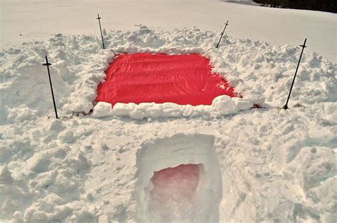 Use a tarp for a quick snow shelter — Alpinesavvy