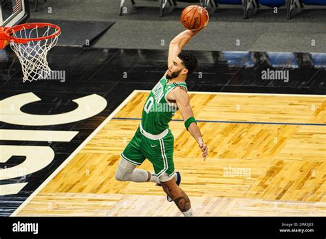 Jayson tatum dunk hi-res stock photography and images - Alamy