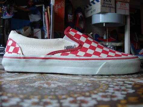 theothersideofthepillow: vintage VANS red white checkerboard SLIP-ON ...