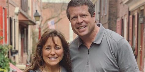 Duggar Family Allegedly Splits & Stops Communication Over Josh's Arrest