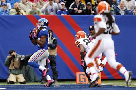 Victor Cruz helps New York Giants rally, keep Cleveland Browns winless ...