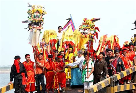 Vietnamese Village’s Guilds