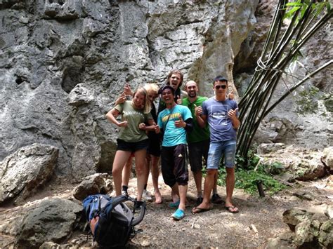 An Amazing Beginner’s Rock Climbing Tour in Yangshuo, China – Tallypack