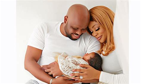 Adorable photo of the sinach family - Vine Pulse