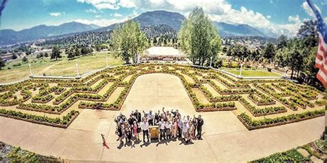 Stanley Hotel Officially Opens Their New Hedge Maze | Estes Park News ...