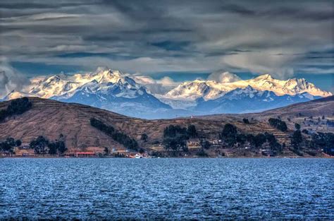 10 Crazy Facts About Lake Titicaca in Peru