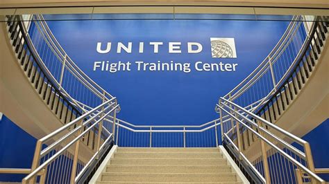 United Airlines Purchases Its Own Flight Training Academy - Mentour Pilot