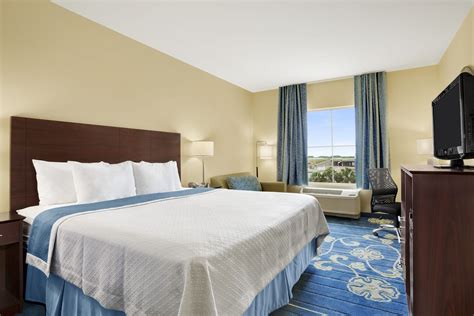 Days Inn by Wyndham Victoria | Victoria, TX Hotels