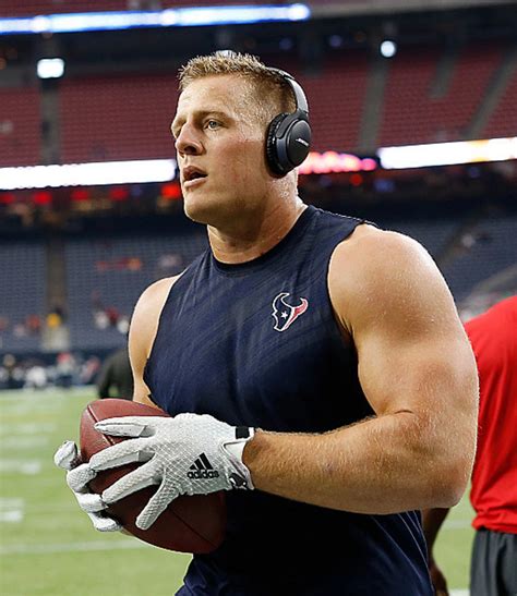 JJ Watt To Host Saturday Night Live