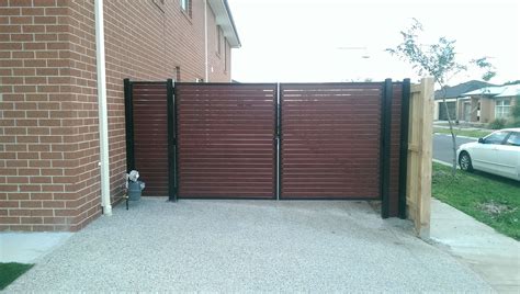 Driveway Gates Melbourne - Aluminium & Wrought Iron Gate Prices ...