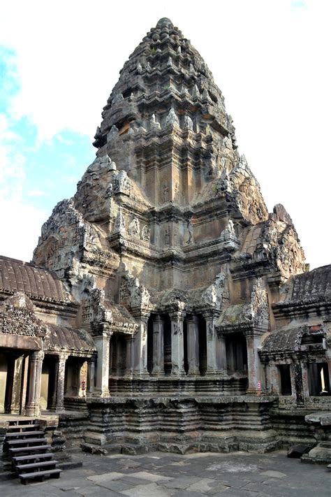 Central Tower at Angkor Wat in Angkor Archaeological Park, Cambodia - Encircle Photos