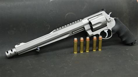 Smith and Wesson.500 magnum | Weapons | Pinterest | Guns, Weapons and ...