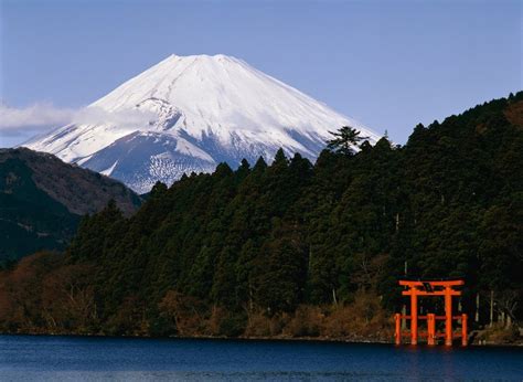 Mount Fuji and Lake Ashi posters & prints by Corbis